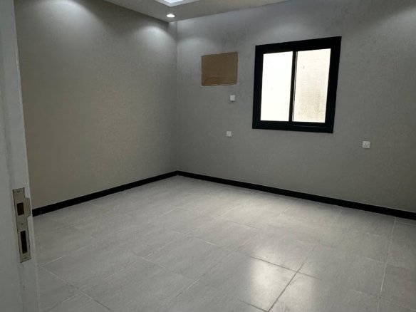 ملحق للبيع 5 غرف