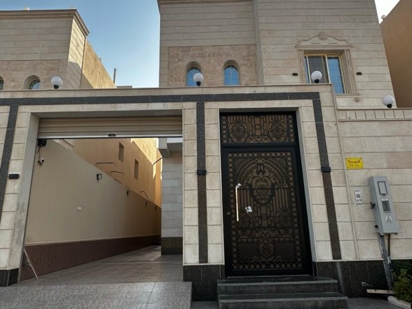 فيلا فاخرة للتمليك